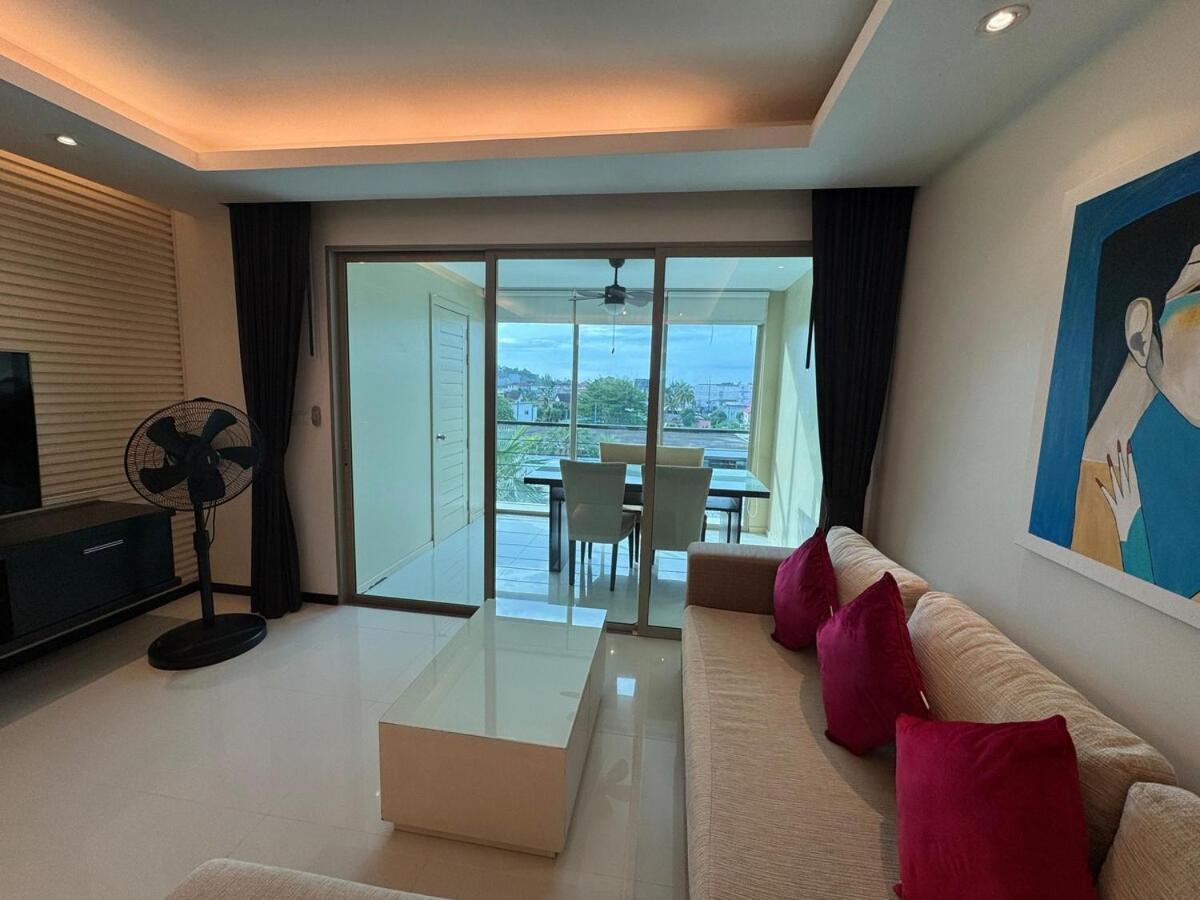 Modern 2-Bedroom Condo In Kamala Near The Beach Exterior photo